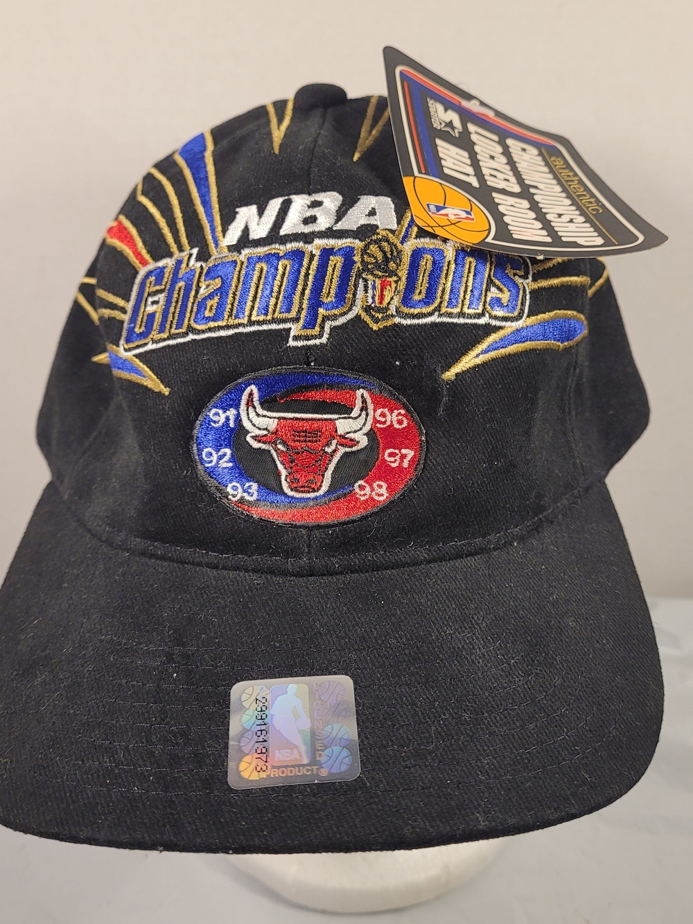 Vintage 1990s Chicago Bulls NBA Champions Locker Room Hat Starter  NWT
